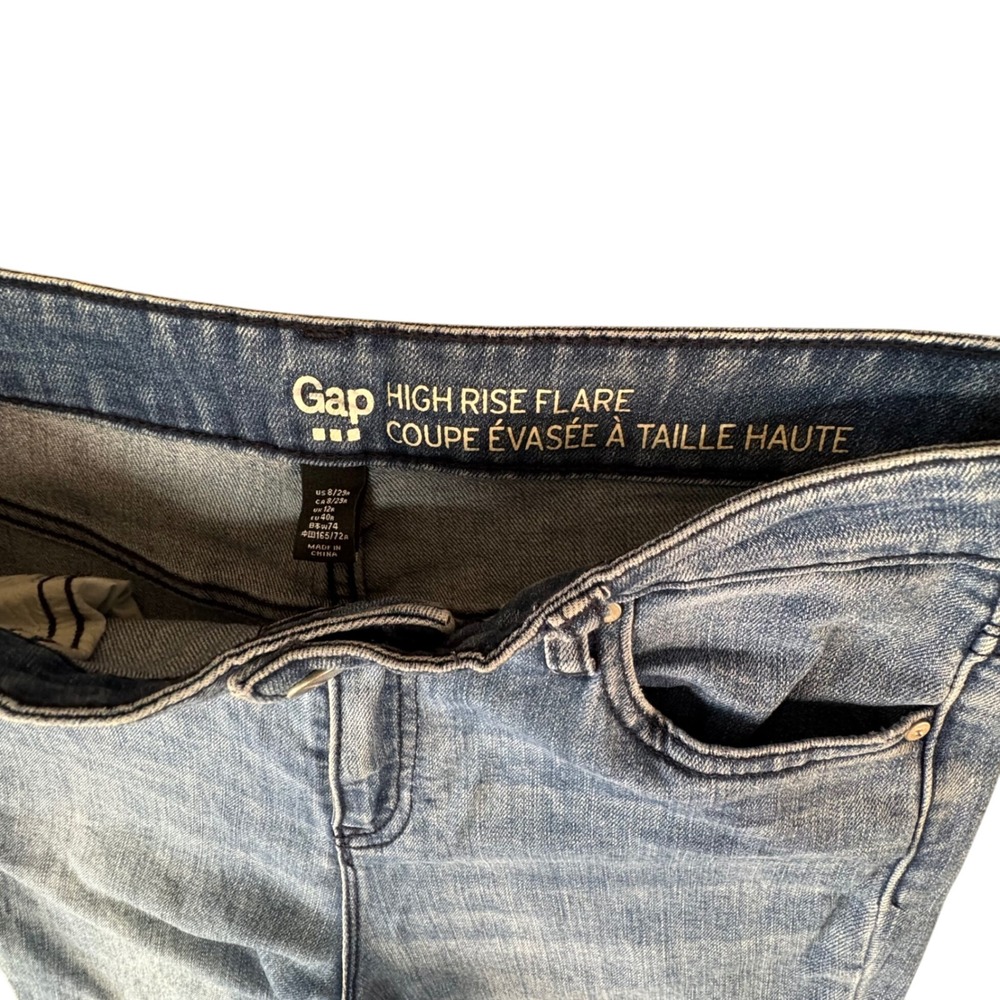 GAP Womens 8 High Rise Flare Jeans 30x34 Light Wash Distressed Y2K Boho Festival - Picture 3 of 9